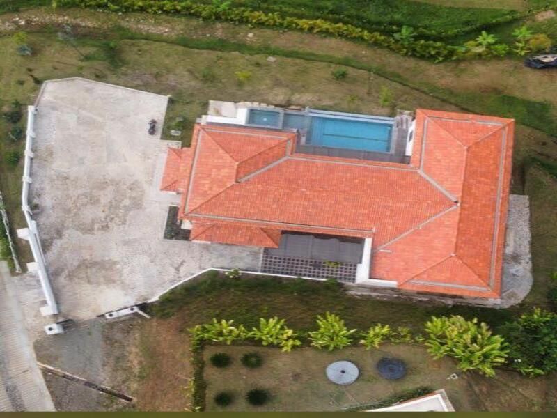 Finca en venta Antioquia Venecia Venecia 550 m2 Habitaciones 4 Baños 8 Garajes 1 Precio $1900000000