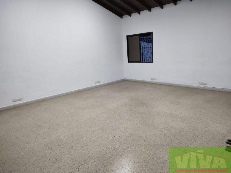Local en venta Antioquia La Ceja Centro 39 m2 Habitaciones 0 Baños 1 Garajes 0 Precio $230000000