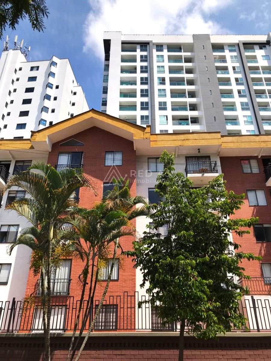 Apartamento en venta Risaralda Pereira Pinares De San Martin 70 m2 Habitaciones 3 Baños 2 Garajes 2 Precio $295000000