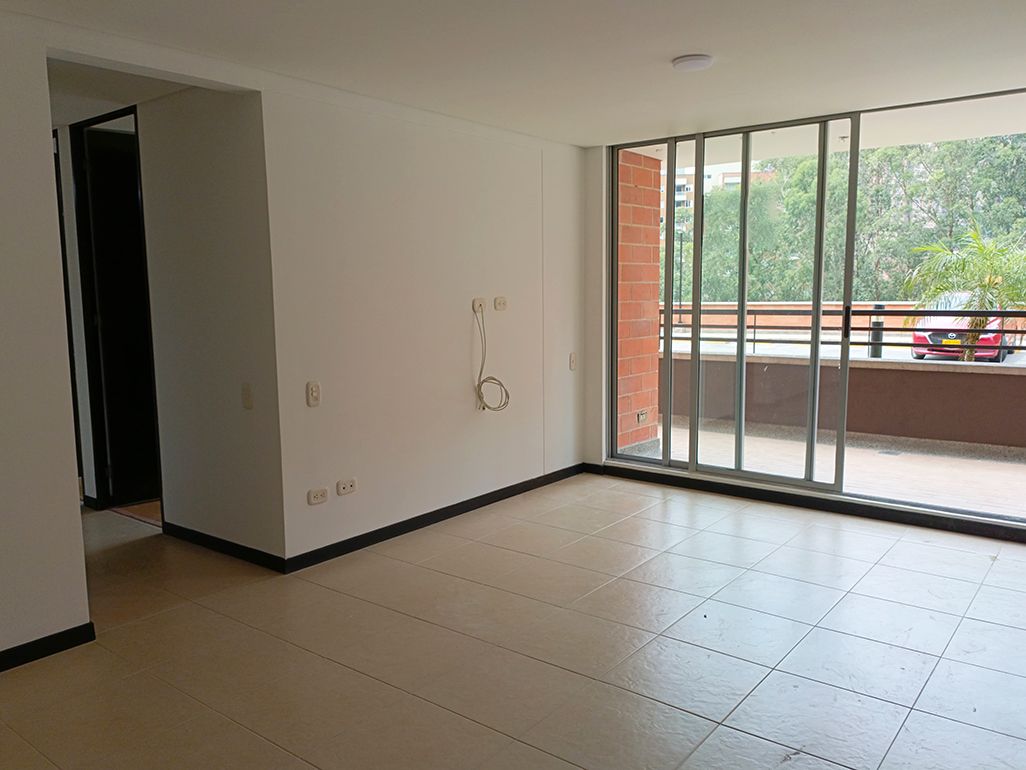 Apartamento en arriendo Antioquia Medellín Urbanizacion Quintas Del Sol De La Mota 78 m2 Habitaciones 3 Baños 2 Garajes 2 Precio $3350000