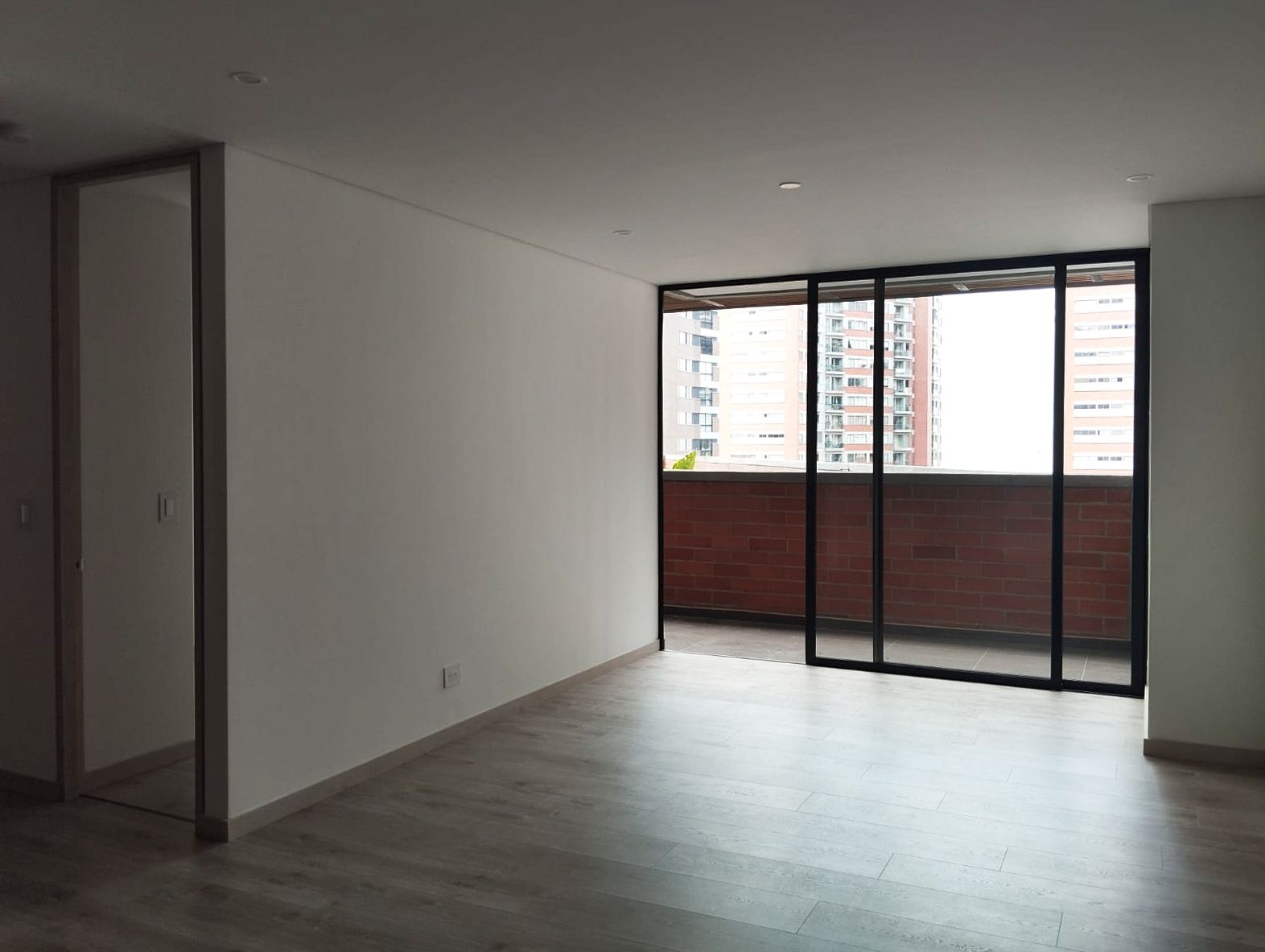 Apartamento en arriendo Antioquia Medellín Altos Del Poblado 87 m2 Habitaciones 2 Baños 2 Garajes 2 Precio $5100000
