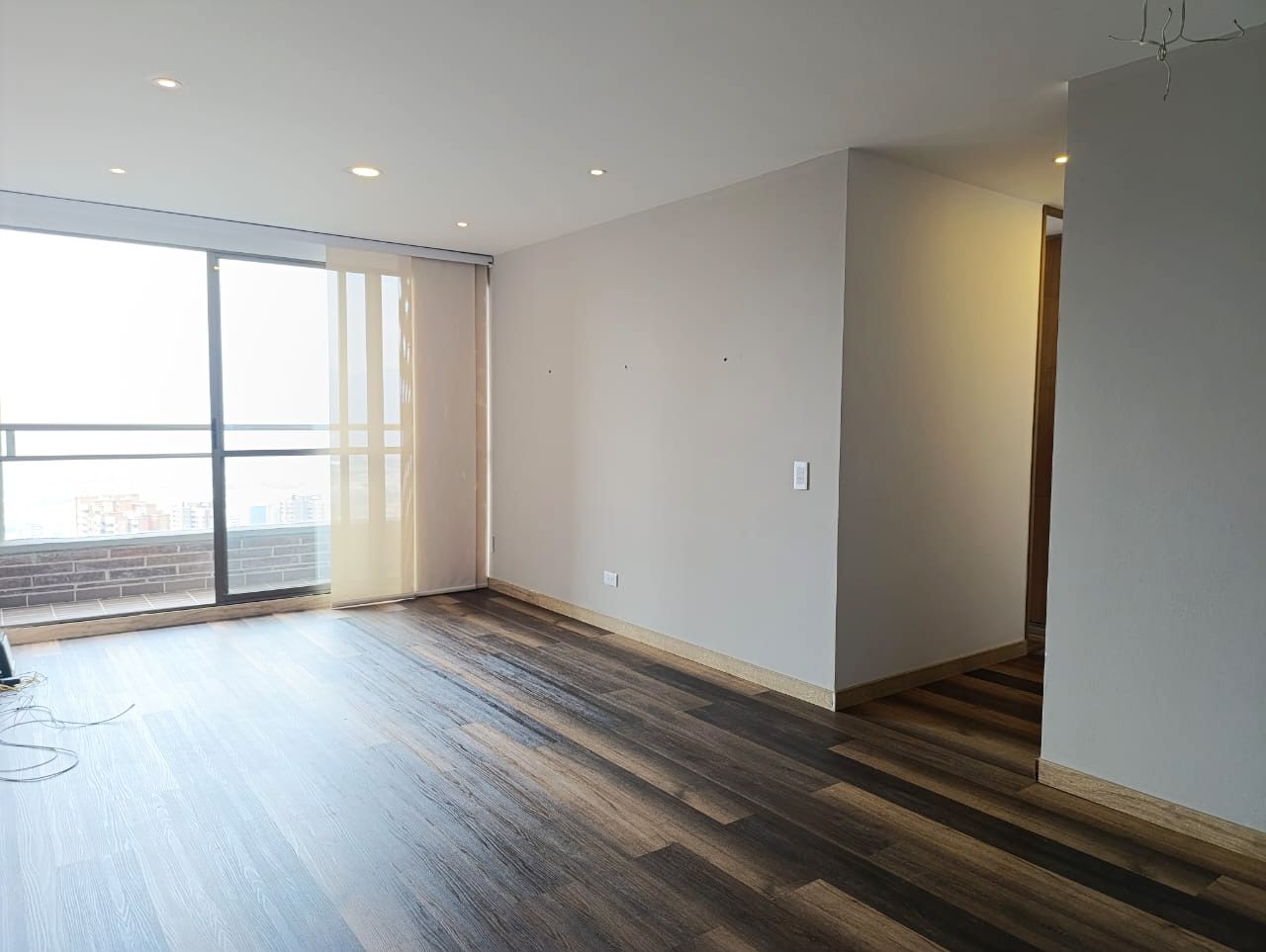 Apartamento en arriendo Antioquia Medellín Los Naranjos 70 m2 Habitaciones 3 Baños 2 Garajes 3 Precio $4300000