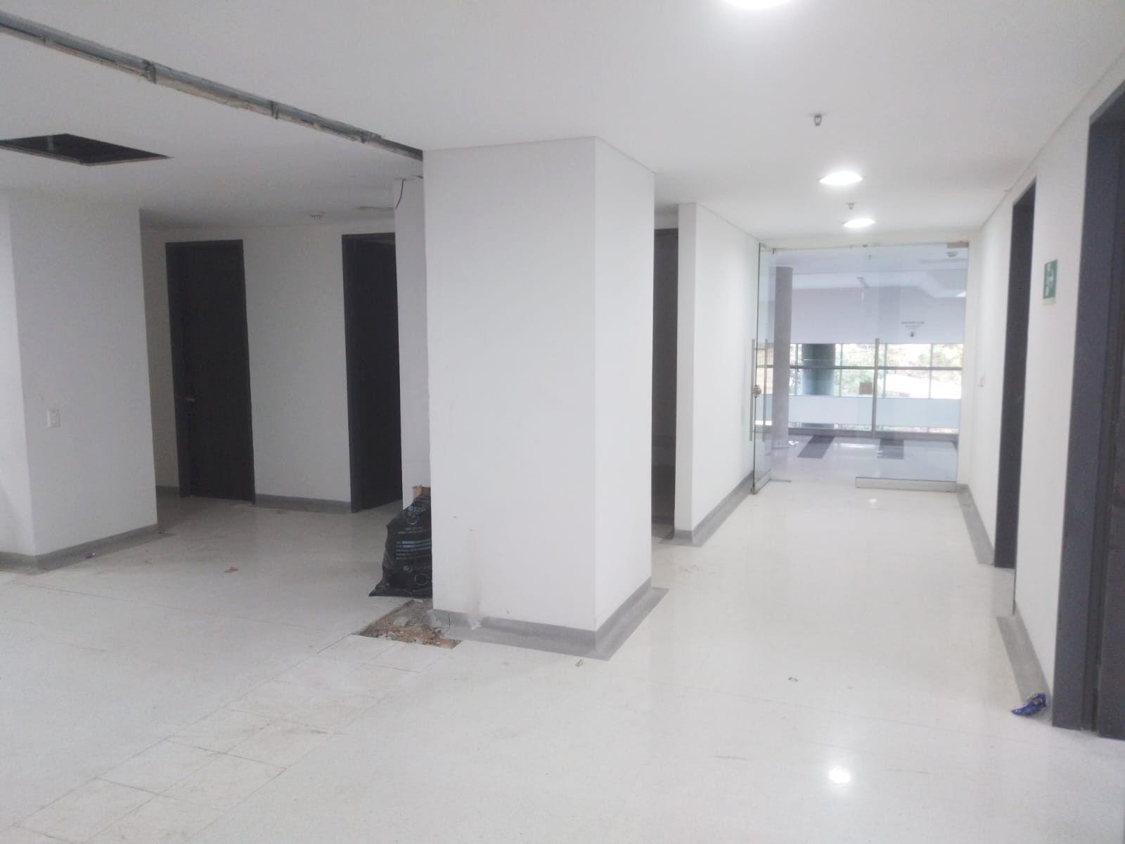 Consultorio en arriendo Antioquia Medellín San Diego 326 m2 Habitaciones 0 Baños 10 Garajes 1 Precio $31000000