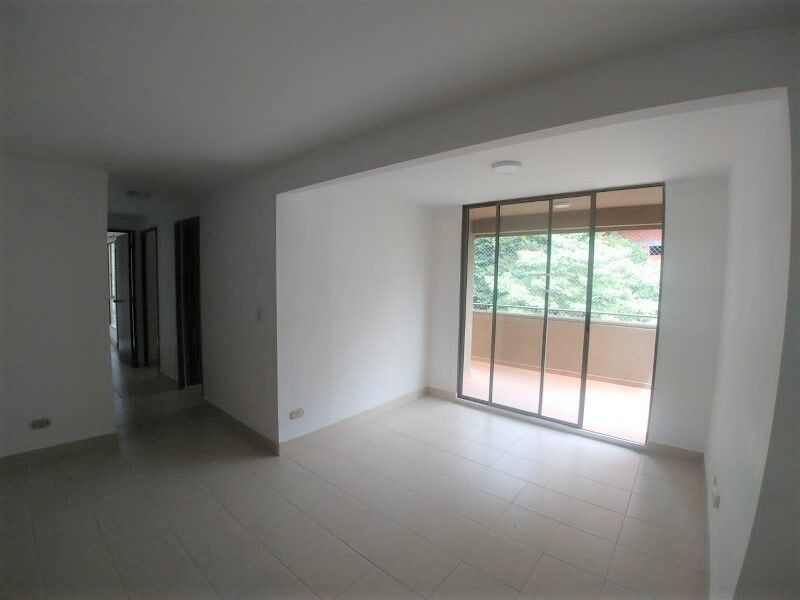 Apartamento en venta Antioquia Envigado El Chinguí 70 m2 Habitaciones 3 Baños 2 Garajes 2 Precio $380000000