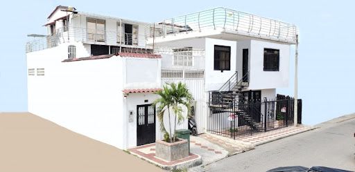 Casa en venta Cundinamarca Girardot Rosablanca 274 m2 Habitaciones 9 Baños 17 Garajes 3 Precio $1050000000