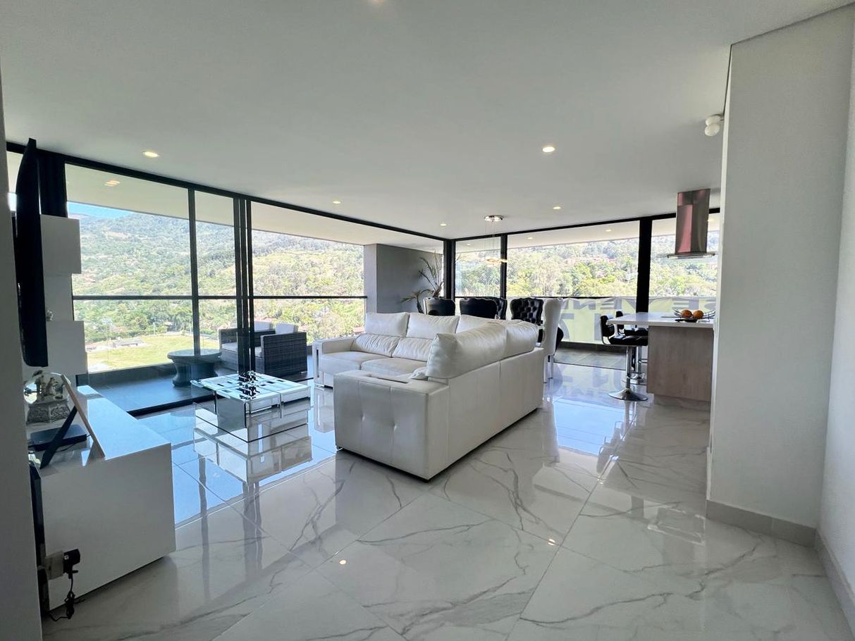 Apartamento en venta Antioquia Envigado La Pradera 188 m2 Habitaciones 3 Baños 6 Garajes 3 Precio $1650000000