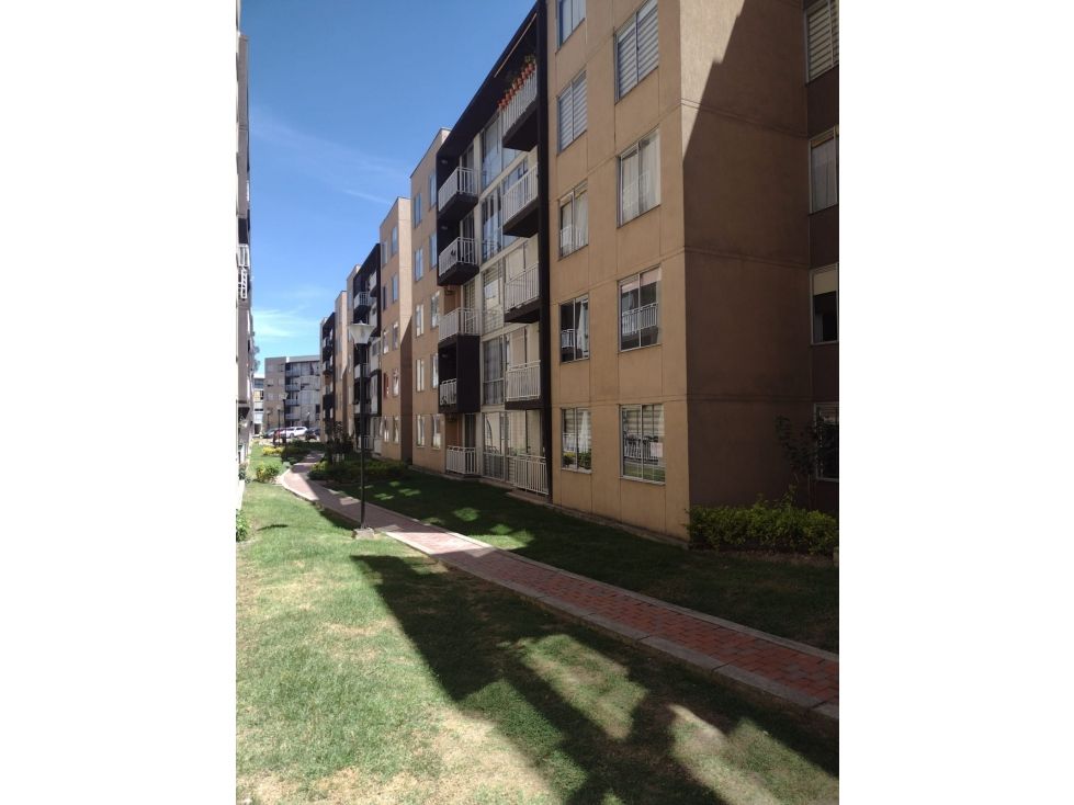 Apartamento en venta Cundinamarca Zipaquirá Cr Los Cedros 61 m2 Habitaciones 3 Baños 2 Garajes 1 Precio $165000000