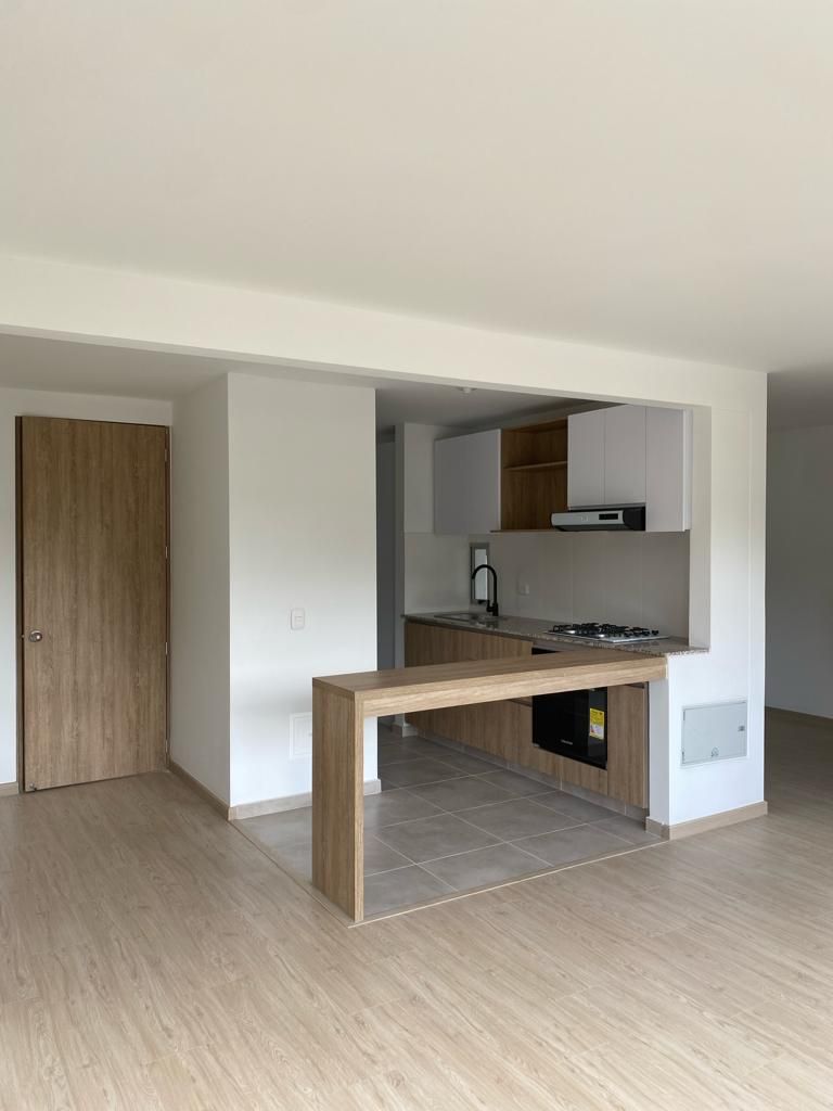 Apartamento en venta Cundinamarca Zipaquirá Casa Blanca 80 m2 Habitaciones 3 Baños 2 Garajes 2 Precio $370000000