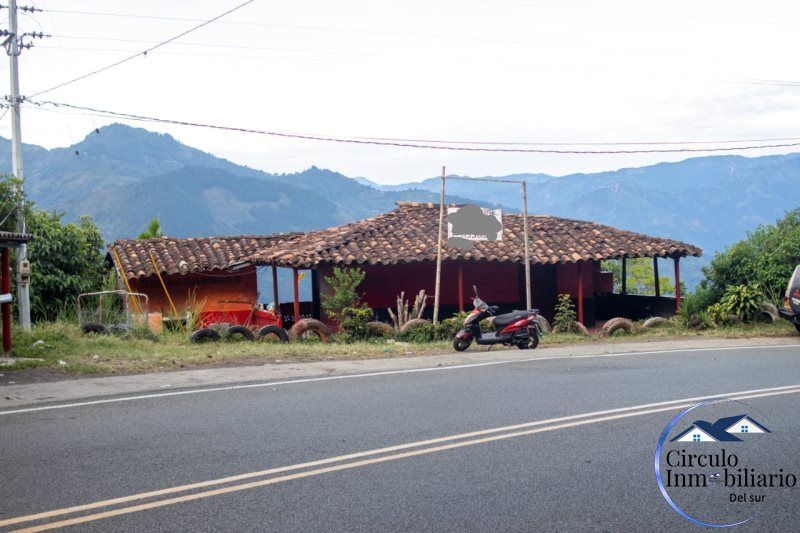 Casa en venta Antioquia Santa Bárbara Santa Bárbara 400 m2 Habitaciones 7 Baños 2 Garajes 5 Precio $160000000