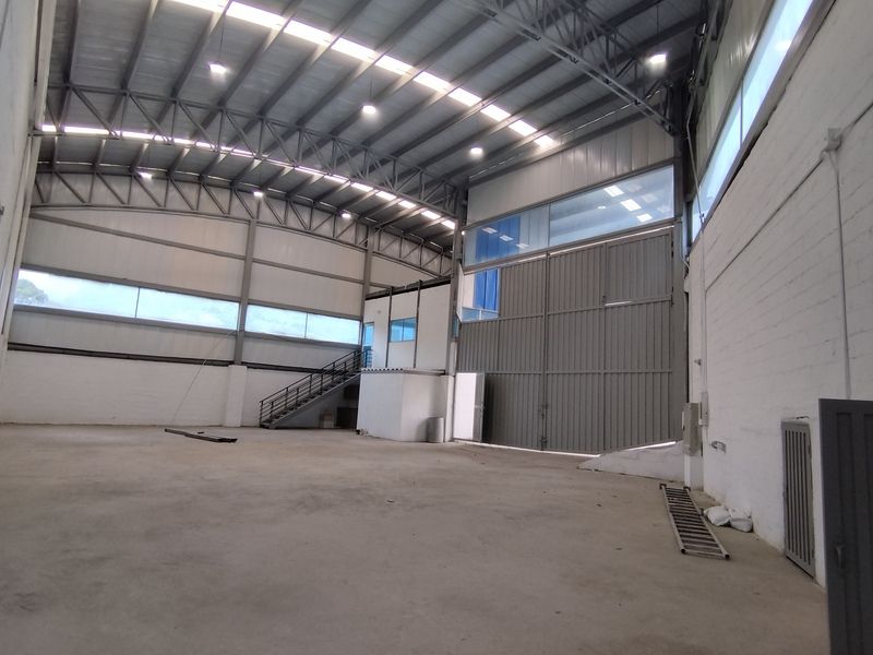Bodega en arriendo Antioquia Caldas Otros 350 m2 Habitaciones 0 Baños 2 Garajes 1 Precio $12000000