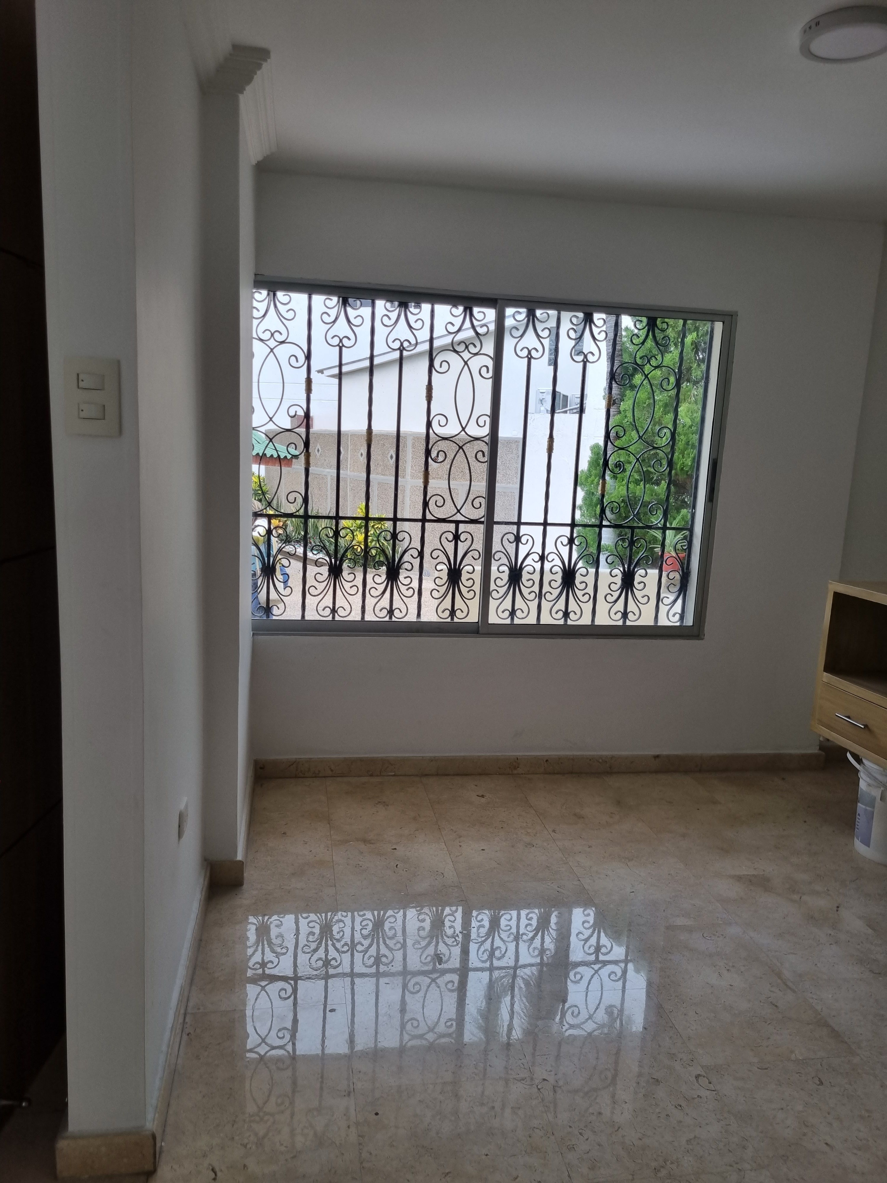 Casa en venta Atlántico Barranquilla Los Alpes 226 m2 Habitaciones 3 Baños 4 Garajes 3 Precio $590000000