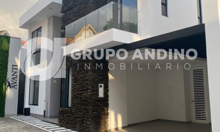 Casa en venta Santander Bucaramanga Lagos Del Cacique 407 m2 Habitaciones 4 Baños 8 Garajes 3 Precio $2000000000
