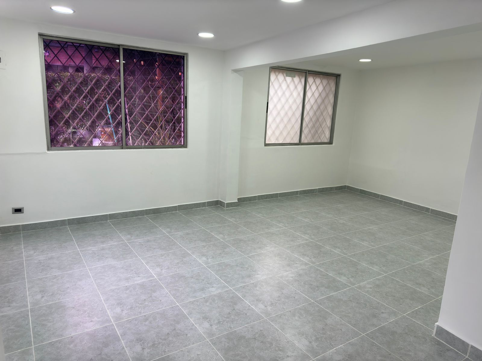 Local en arriendo Antioquia Medellín Los Colores 39 m2 Habitaciones 0 Baños 0 Garajes 1 Precio $3000000