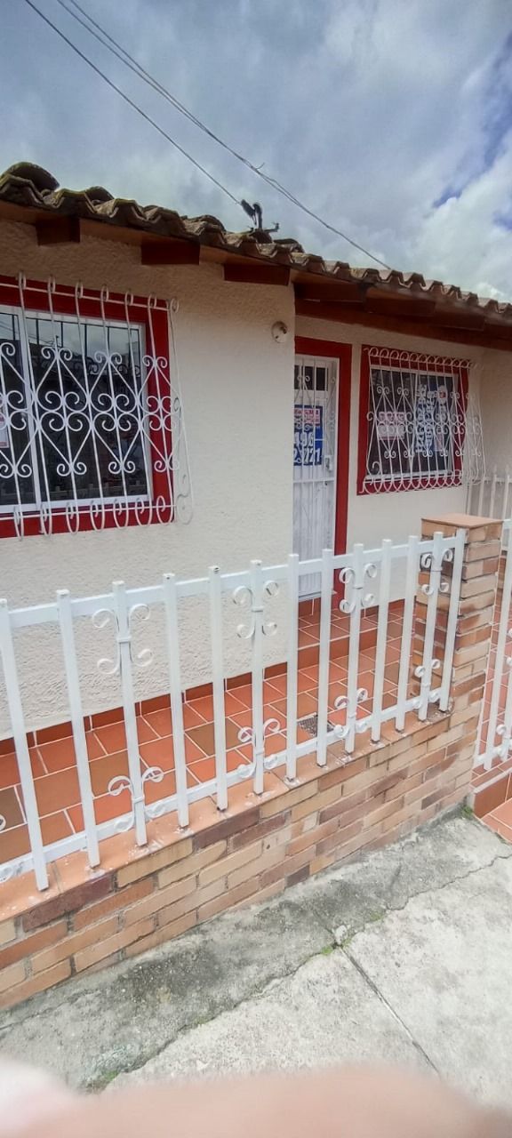 Casa en venta Santander Floridablanca Tenza 70 m2 Habitaciones 4 Baños 2 Garajes 1 Precio $245000000