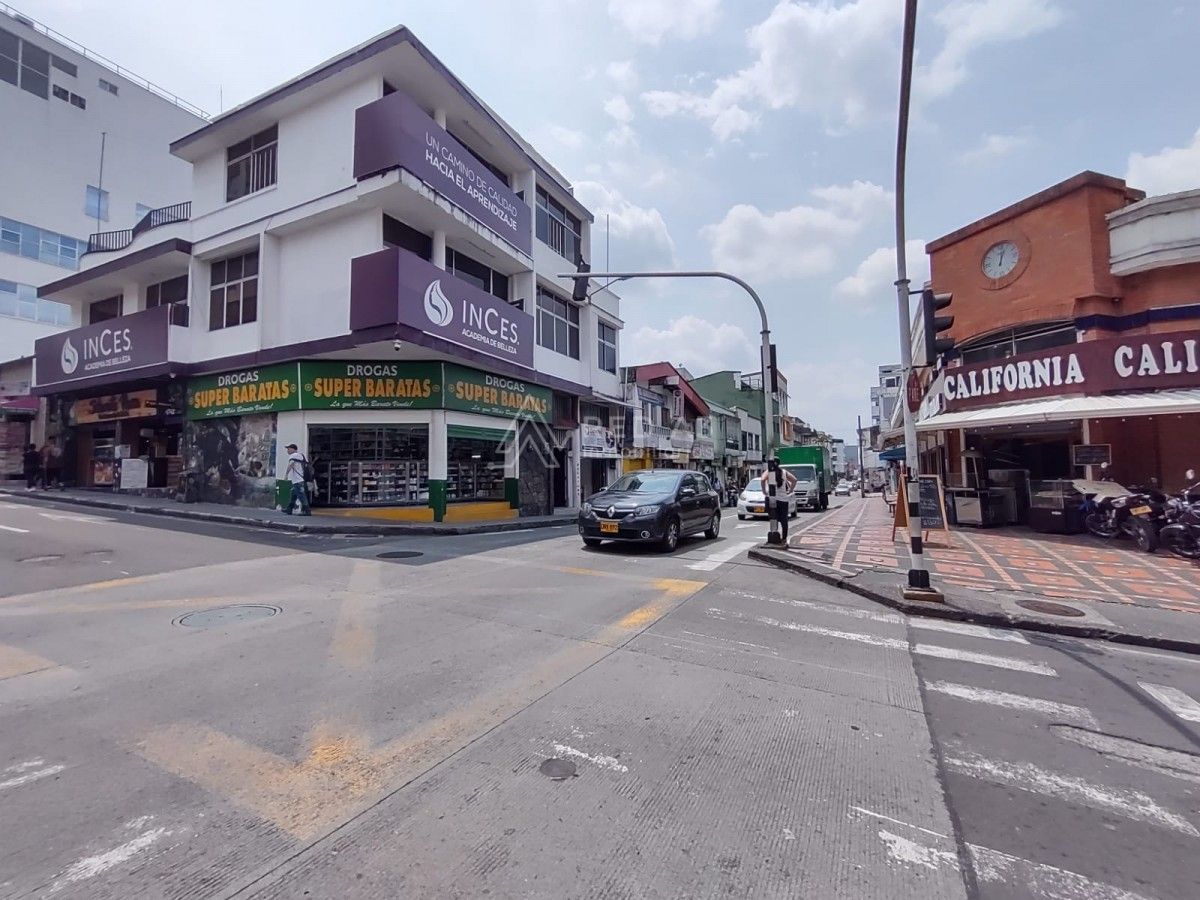 Consultorio en venta Risaralda Pereira Sector Plaza De Bolivar 48 m2 Habitaciones 0 Baños 0 Garajes 1 Precio $110000000