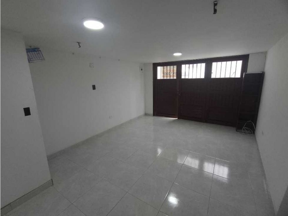 Local en arriendo Caldas Manizales Los Rosales 30 m2 Habitaciones 0 Baños 1 Garajes 0 Precio $1000000