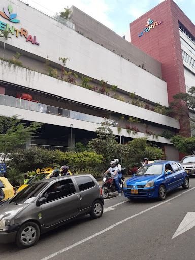Local en arriendo Antioquia Medellín Urbanizacion Loyola 144 m2 Habitaciones 0 Baños 0 Garajes 0 Precio $17019000