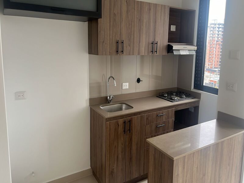 Apartamento en arriendo Antioquia Rionegro San Antonio 60 m2 Habitaciones 3 Baños 2 Garajes 2 Precio $2300000