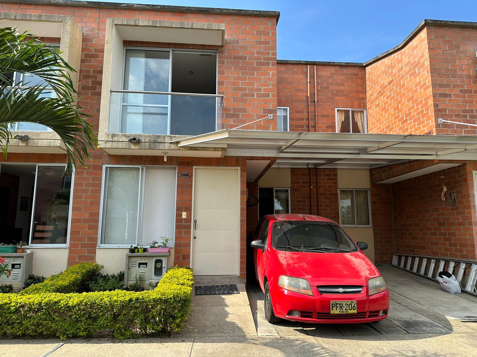 Casa en venta Risaralda Pereira Pereira 89 m2 Habitaciones 4 Baños 4 Garajes 3 Precio $380000000