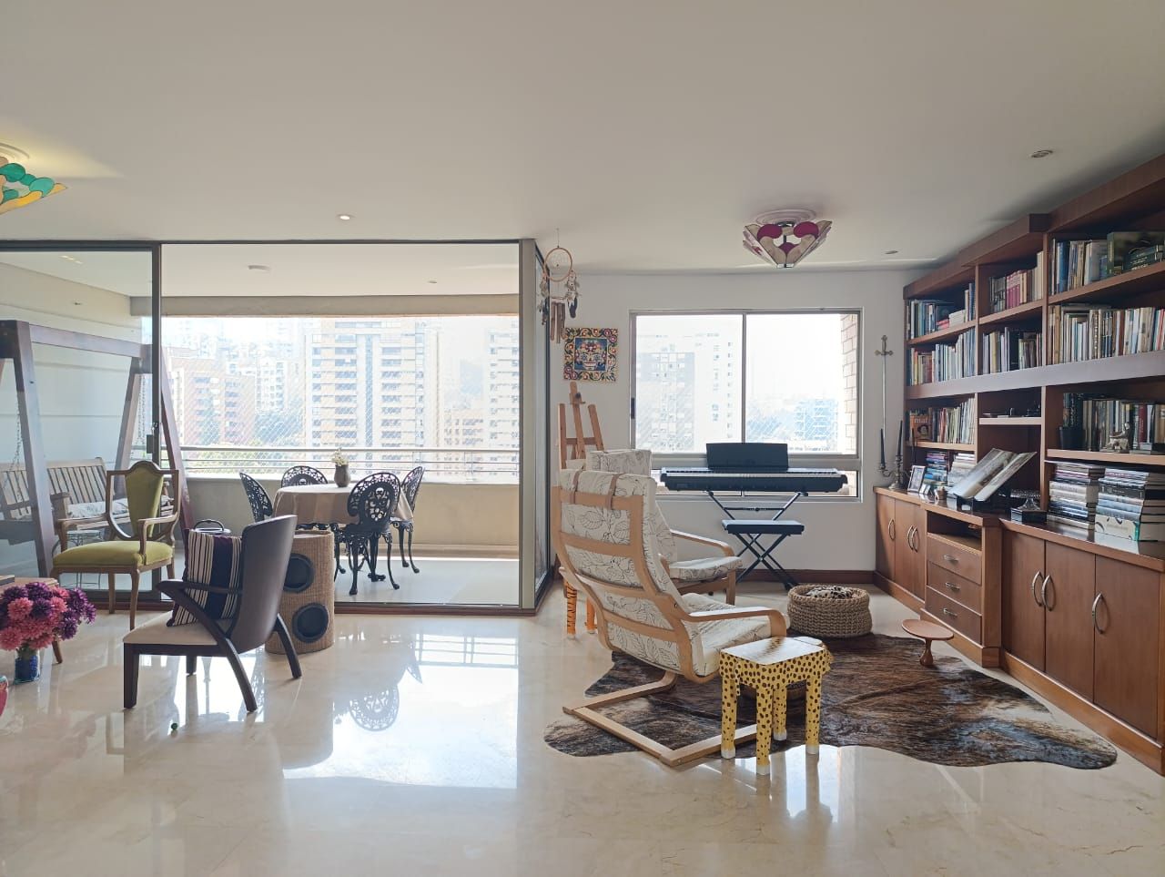 Apartamento en arriendo o venta Antioquia Medellín Medellín 168 m2 Habitaciones 2 Baños 4 Garajes 3 Precio venta $1250000000 Precio arriendo $7700000