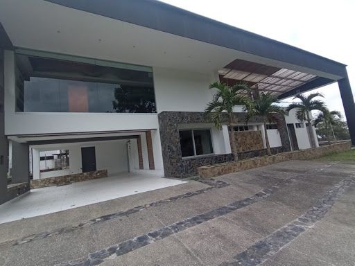 Casa en venta Quindío Armenia Sector Centro 3000 m2 Habitaciones 13 Baños 15 Garajes 10 Precio $7500000000