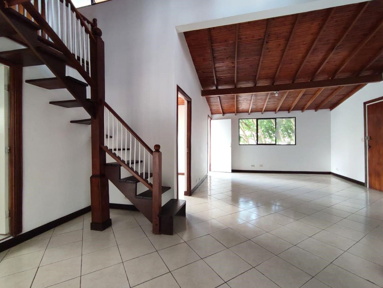 Apartamento en venta Antioquia Medellín La Castellana 120 m2 Habitaciones 4 Baños 4 Garajes 1 Precio $500000000