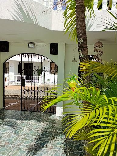 Casa en venta Cundinamarca Girardot Ub Los Prados 168 m2 Habitaciones 4 Baños 4 Garajes 2 Precio $450000000