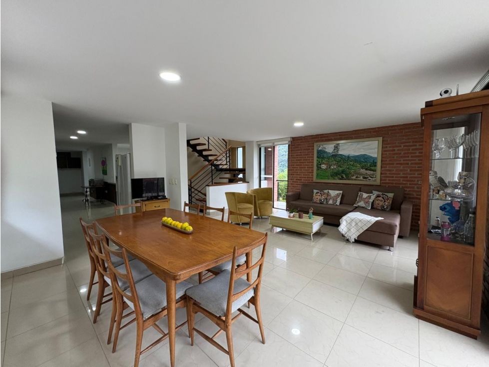 Casa en venta Caldas Villamaría Co Castellon De La Florida 340 m2 Habitaciones 4 Baños 6 Garajes 2 Precio $1350000000