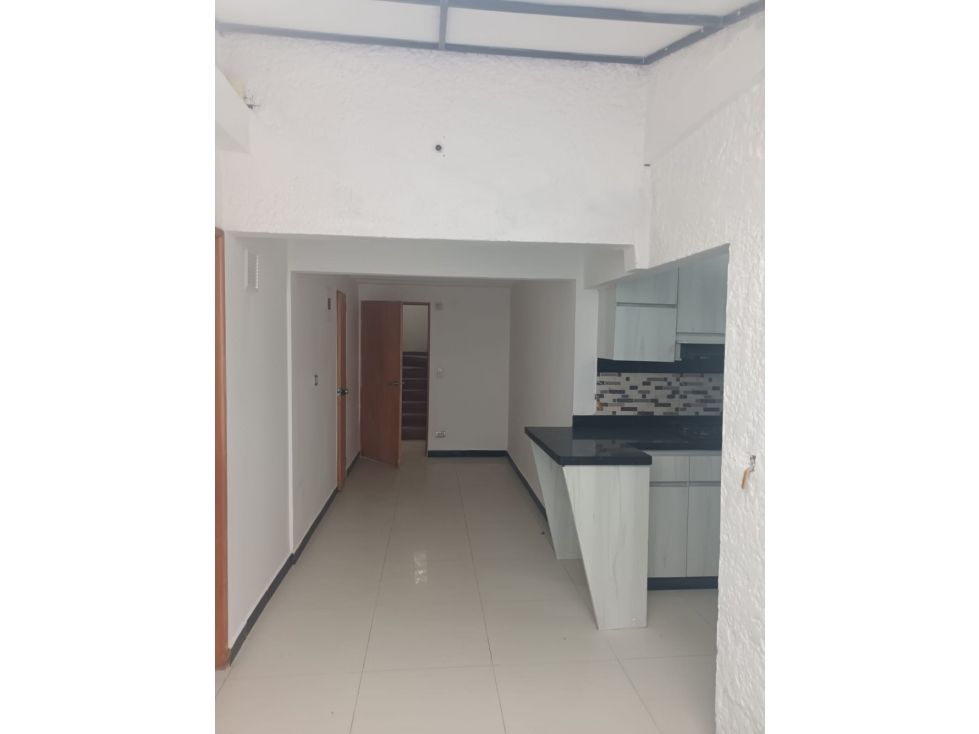 Apartamento en arriendo Antioquia Medellín La Gloria 60 m2 Habitaciones 1 Baños 2 Garajes 2 Precio $1850000
