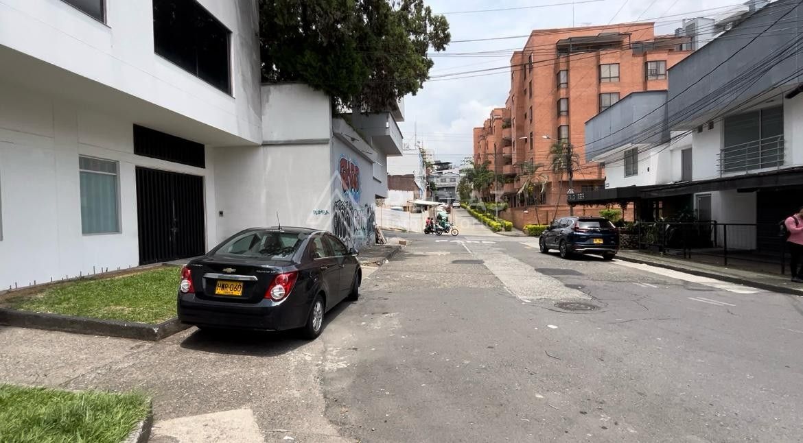 Local en arriendo Risaralda Pereira San Jose Sur 290 m2 Habitaciones 0 Baños 0 Garajes 2 Precio $6311000