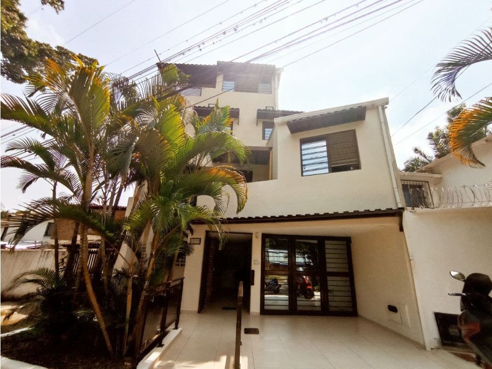 Edificio en venta Valle Del Cauca Cali Pampa Linda 150 m2 Habitaciones 11 Baños 13 Garajes 2 Precio $2200000000