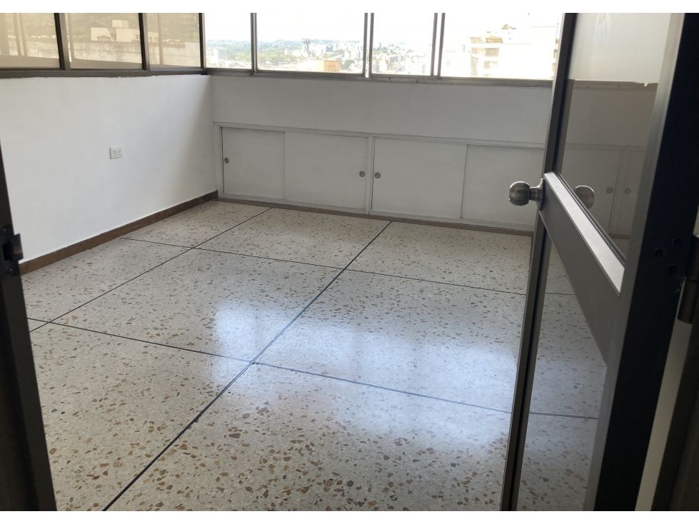 Oficina en arriendo Quindío Armenia Sector Centro 15 m2 Habitaciones 0 Baños 0 Garajes 1 Precio $570000