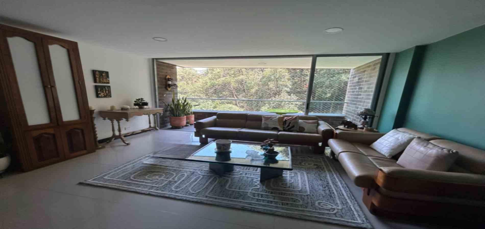 Apartamento en arriendo Antioquia Envigado El Chinguí 110 m2 Habitaciones 3 Baños 4 Garajes 3 Precio $4500000