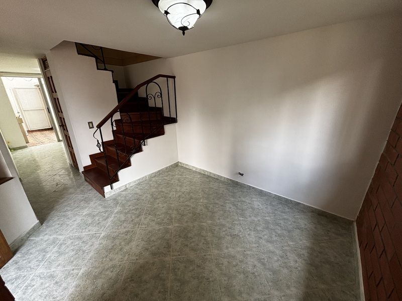 Casa en arriendo Antioquia Envigado Hojarasca 110 m2 Habitaciones 3 Baños 3 Garajes 1 Precio $3500000