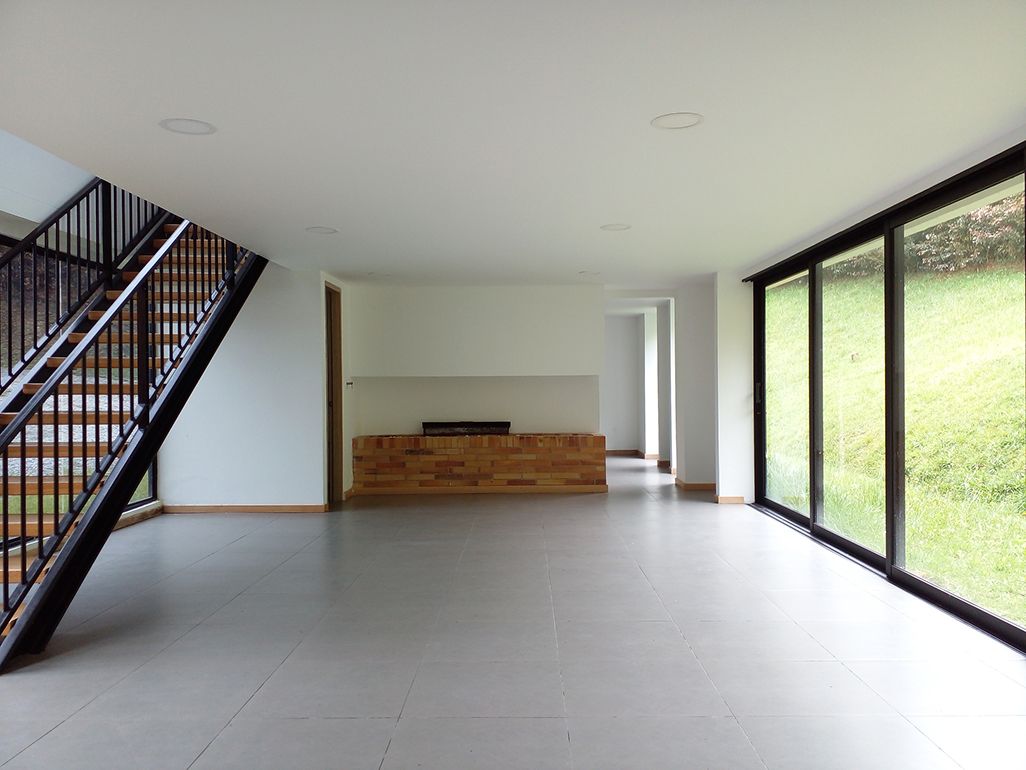 Casa en arriendo Antioquia Envigado Envigado 540 m2 Habitaciones 3 Baños 6 Garajes 10 Precio $11000000