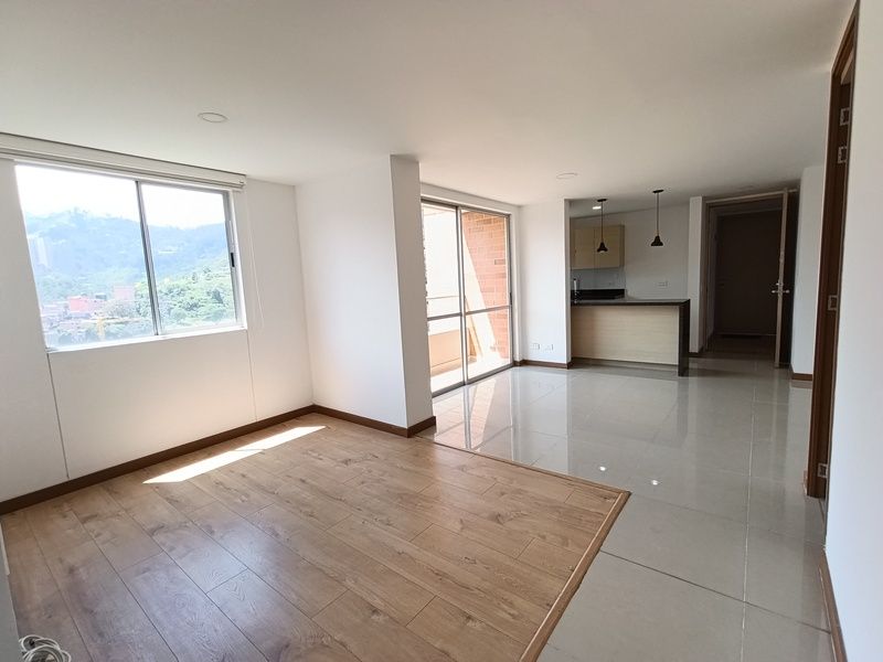 Apartamento en arriendo Antioquia Sabaneta Tres Esquinas 70 m2 Habitaciones 3 Baños 2 Garajes 2 Precio $3200000