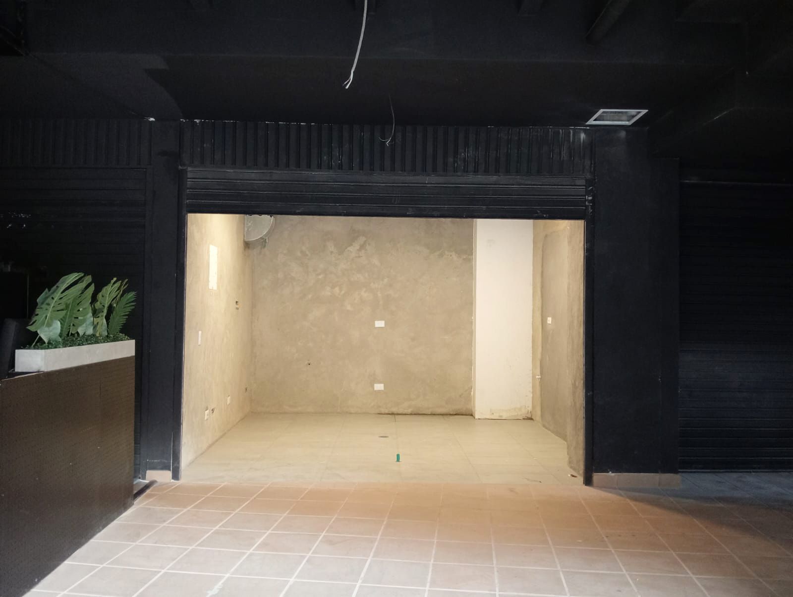 Local en arriendo Antioquia Medellín Florida Nueva 34 m2 Habitaciones 0 Baños 0 Garajes 1 Precio $2650000