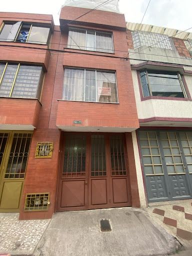 Casa en venta Cundinamarca Bogotá San Basilio 128 m2 Habitaciones 5 Baños 4 Garajes 1 Precio $350000000