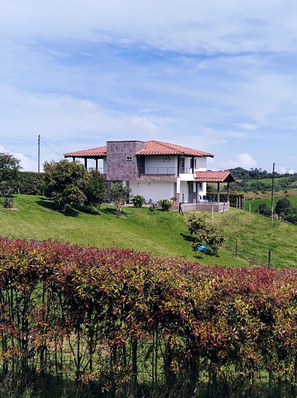 Finca en venta Antioquia El Carmen De Viboral El Carmen De Viboral 250 m2 Habitaciones 3 Baños 4 Garajes 5 Precio $850000000