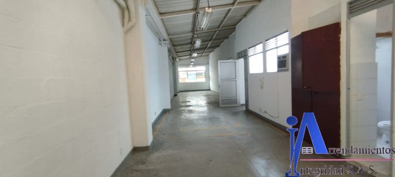Bodega en arriendo Antioquia Medellín Guayabal 90 m2 Habitaciones 0 Baños 1 Garajes 0 Precio $3500000