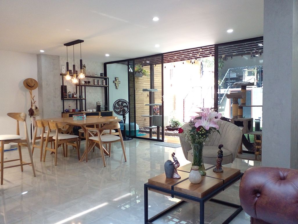 Casa en venta Antioquia Envigado Loma Del Atravesado 213 m2 Habitaciones 3 Baños 6 Garajes 5 Precio $1670000000