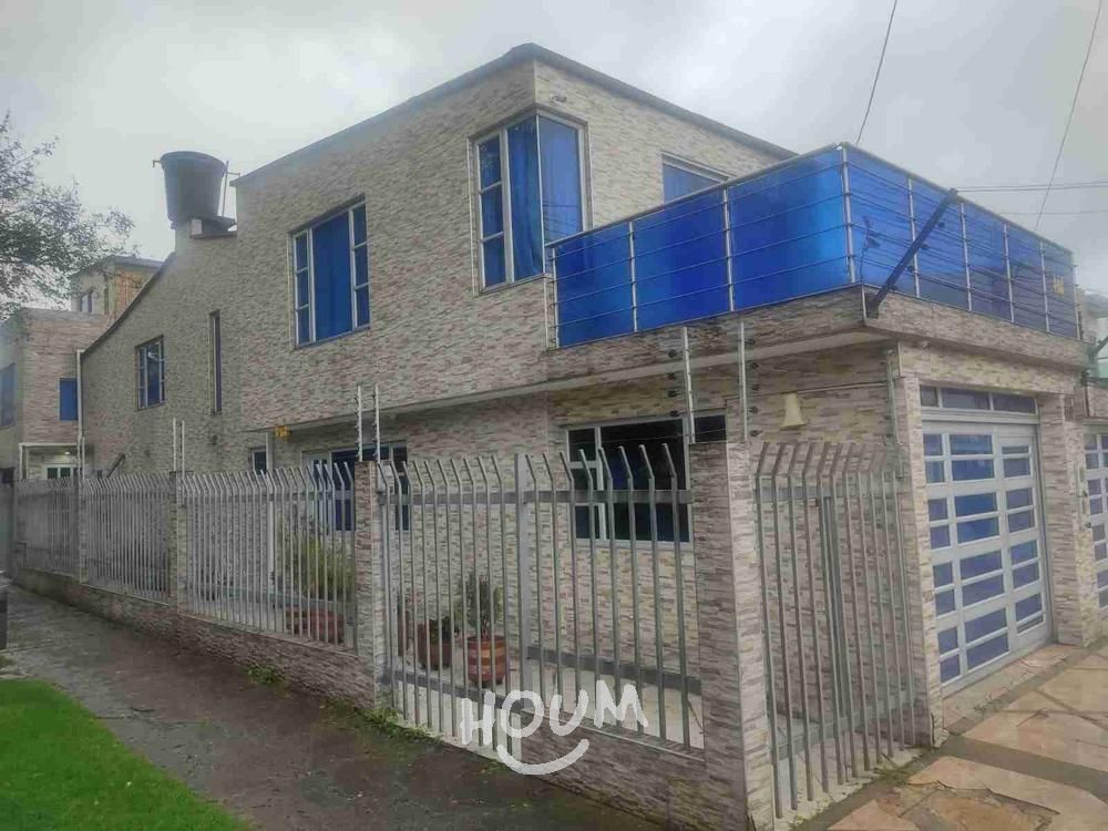 Casa en venta Cundinamarca Bogotá Modelia Occidental 370 m2 Habitaciones 5 Baños 3 Garajes 3 Precio $1300000000