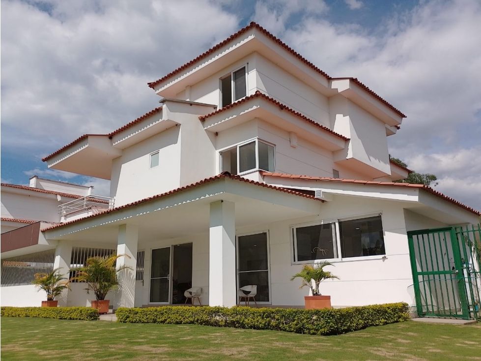 Casa Campestre en venta Quindío Armenia Berlin 597 m2 Habitaciones 6 Baños 5 Garajes 6 Precio $1750000000