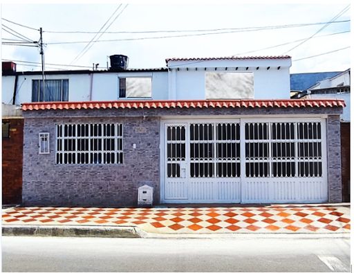 Casa en venta Cundinamarca Bogotá Mandalay Et Ii 270 m2 Habitaciones 10 Baños 6 Garajes 4 Precio $830000000