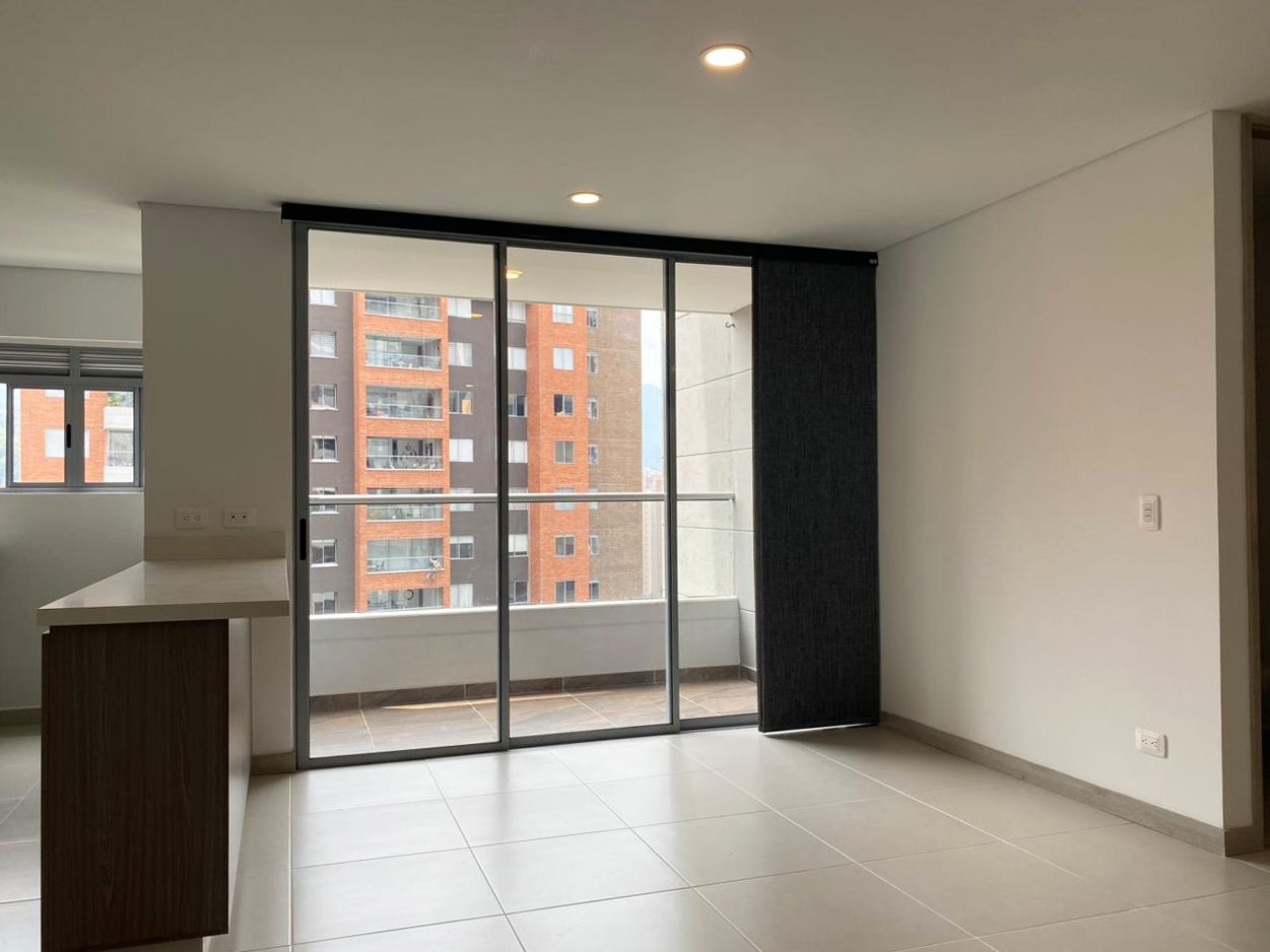 Apartamento en arriendo Antioquia Envigado La Inmaculada 91 m2 Habitaciones 3 Baños 2 Garajes 3 Precio $4650000