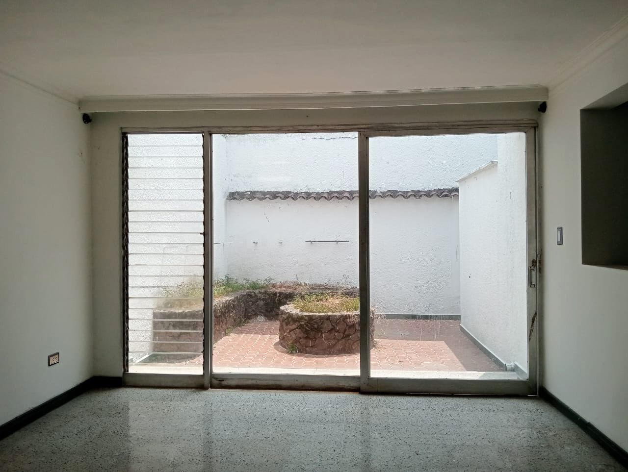 Casa en arriendo Antioquia Medellín Cristobal 250 m2 Habitaciones 4 Baños 4 Garajes 2 Precio $5500000