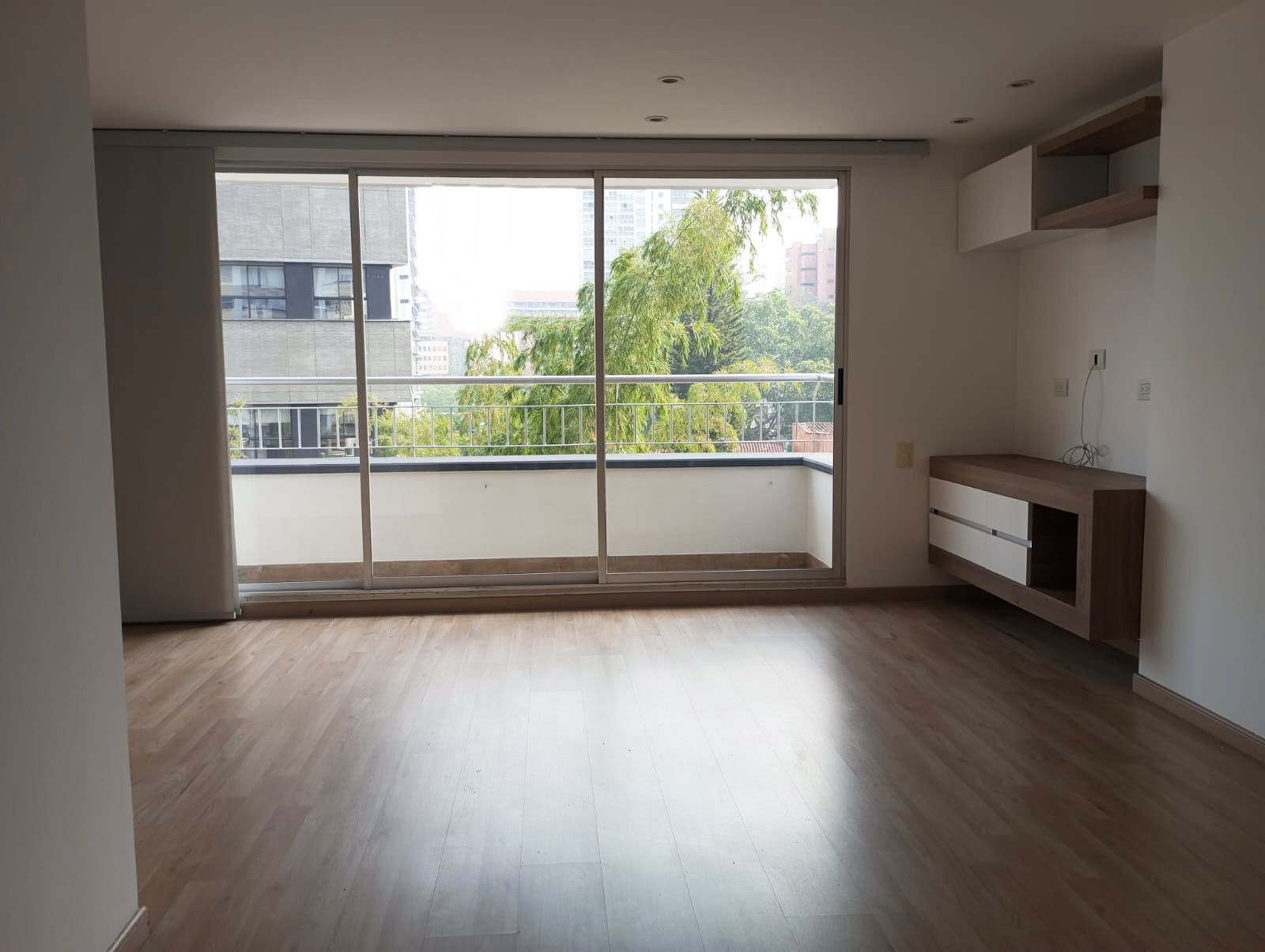 Apartamento en arriendo Antioquia Medellín Alejandria 113 m2 Habitaciones 3 Baños 2 Garajes 2 Precio $5400000