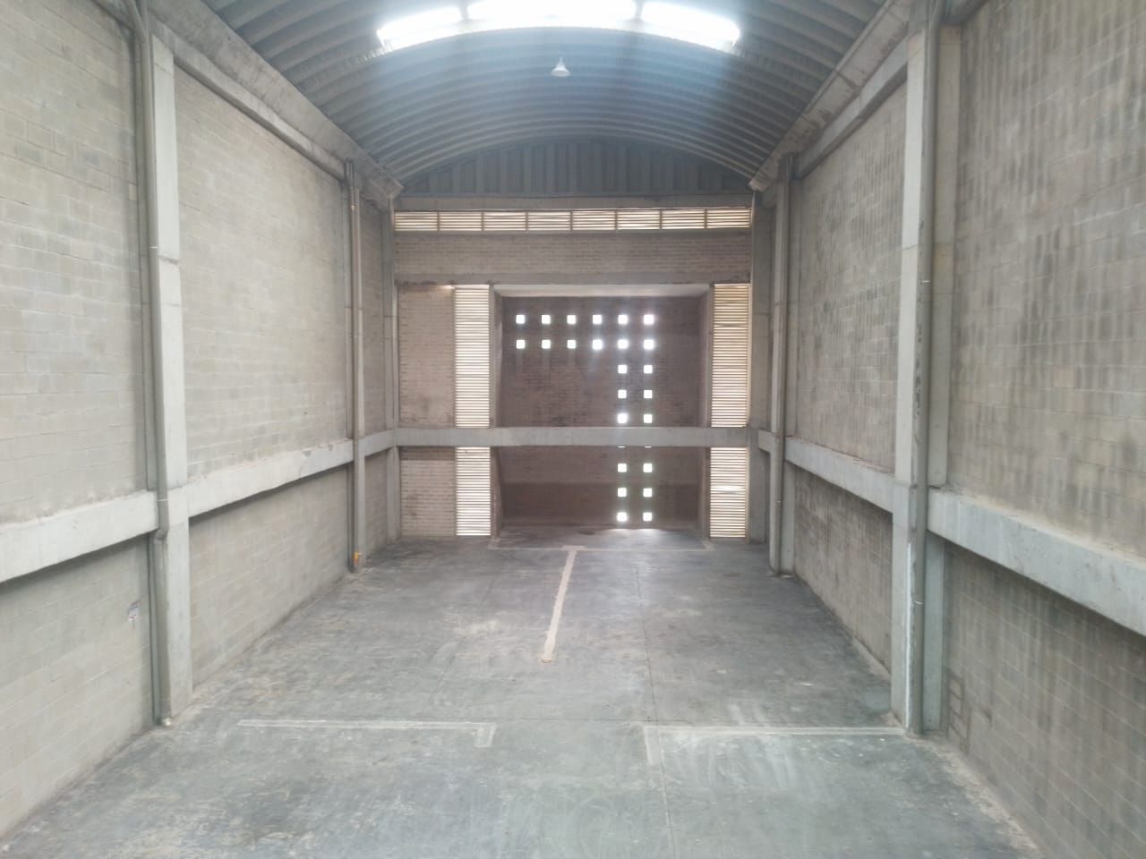 Bodega en arriendo Antioquia La Estrella Bellos Aires 353 m2 Habitaciones 0 Baños 2 Garajes 3 Precio $14300000