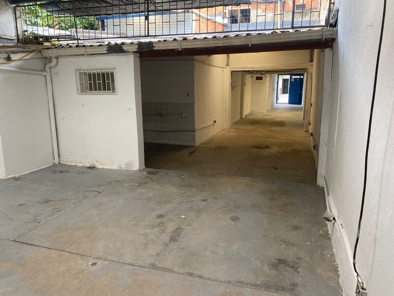 Bodega en arriendo Antioquia Medellín Gerona 160 m2 Habitaciones 0 Baños 10 Garajes 1 Precio $4200000