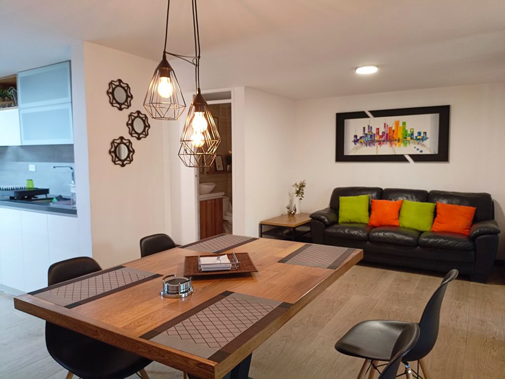 Casa en arriendo Antioquia Medellín La Mota 160 m2 Habitaciones 4 Baños 4 Garajes 3 Precio $5300000